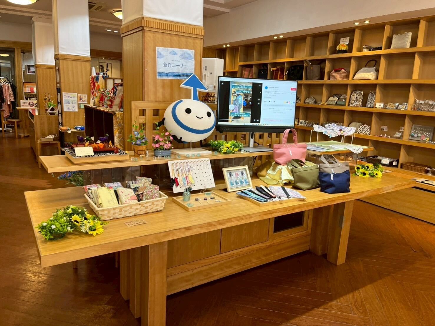 えにらぼ 体験型セレクトショップ 店内の様子